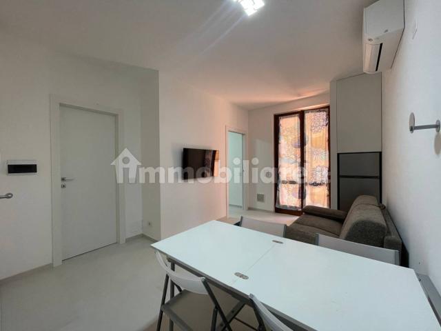 Bilocale via degli Alpini 66, Pieve Vecchia, Villaggio Sanghen, Manerba del Garda