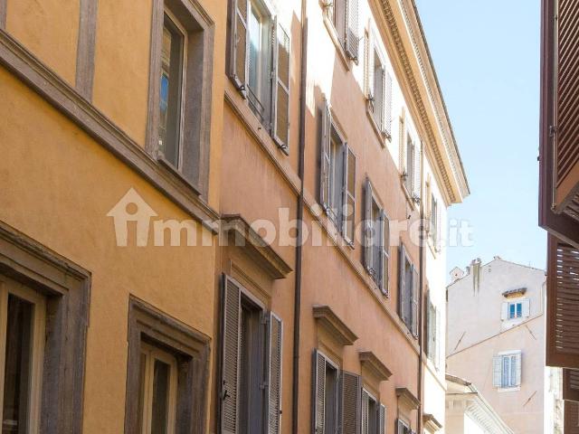 Bilocale via dei Falegnami, Ghetto Portico d'Ottavia, Roma