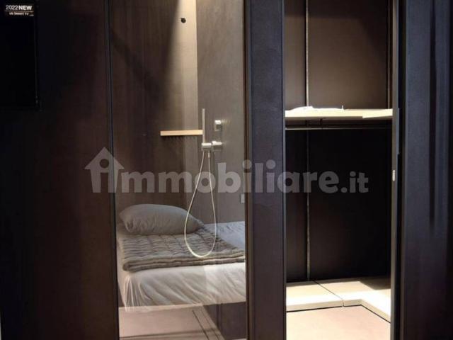 Bilocale via dei Piatti, Carrobbio, Milano