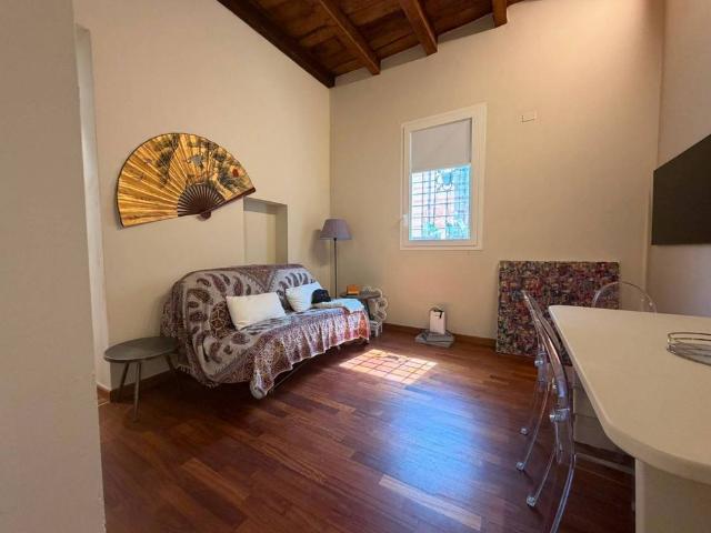 Bilocale via del Borgo di San Pietro 2, Irnerio, Bologna