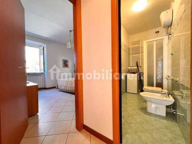 Bilocale via del Laghetto 9, Capodimonte