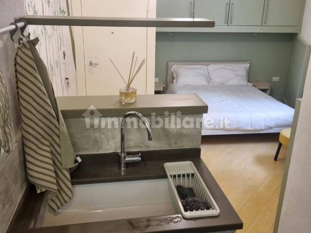 Bilocale via del Parco Regina Margherita 3, Piazza Amedeo Parco Margherita, Napoli