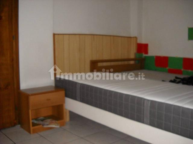 Bilocale via dell'Aquila, Centro Storico, Reggio Emilia