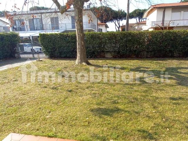Bilocale via delle Ginestre, Lido di Camaiore, Camaiore