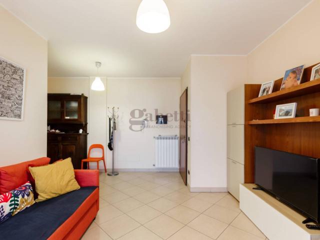 Bilocale via Diego Guicciardi 9, Dergano, Milano