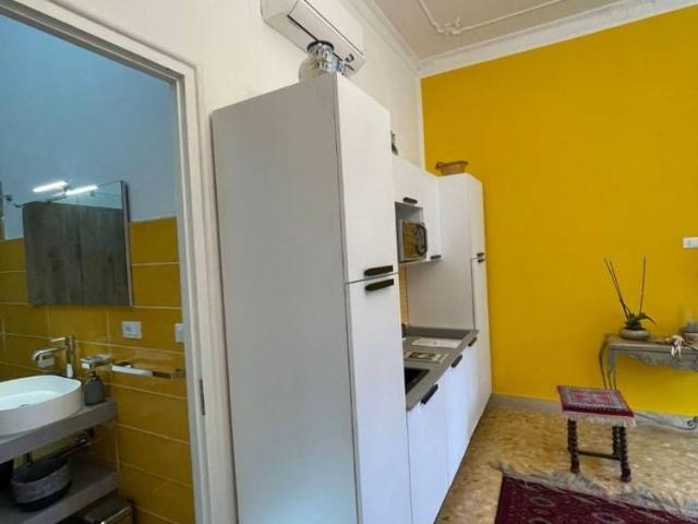 Bilocale via Enzo ed Elvira Sellerio, Politeama Ruggiero Settimo, Palermo