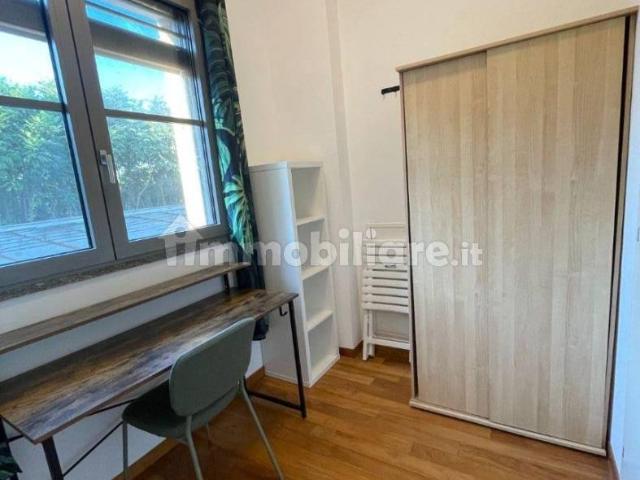 Bilocale via Enrico Cosenz 22, Bovisa, Milano