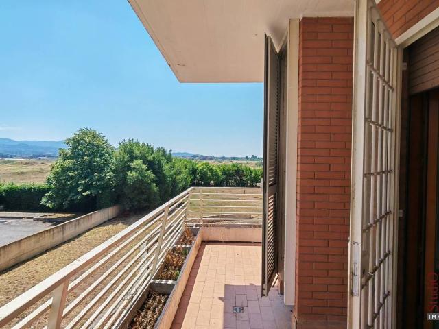 Bilocale via Egidio Tosato 6, Romanina, Roma