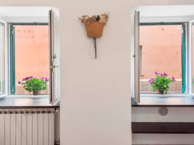 Bilocale via Ernesto Guala 35, Voltri, Genova