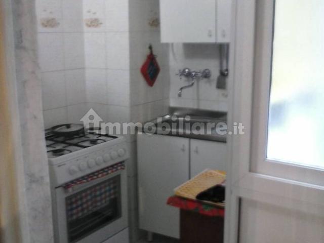 Bilocale via Eugenio Chiesa 11, Centro, Carrara