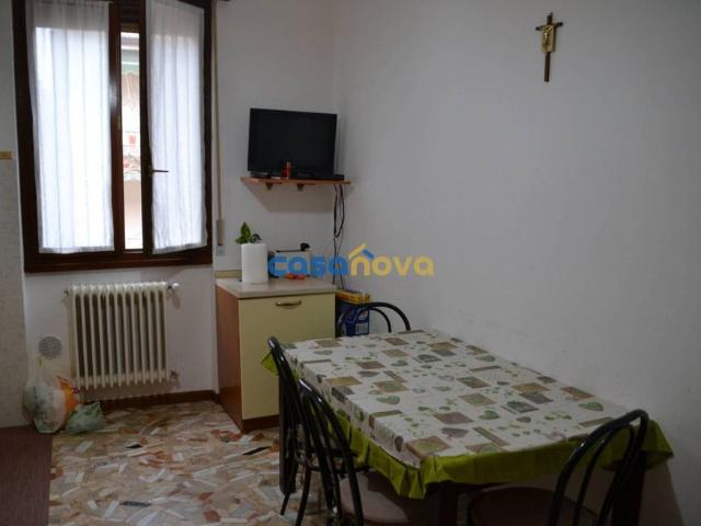 Bilocale via Fantasina 39, Fantasina, Cellatica