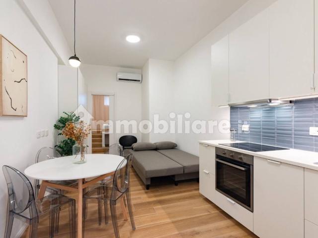 Bilocale via Fezzan 10, Bande Nere, Milano