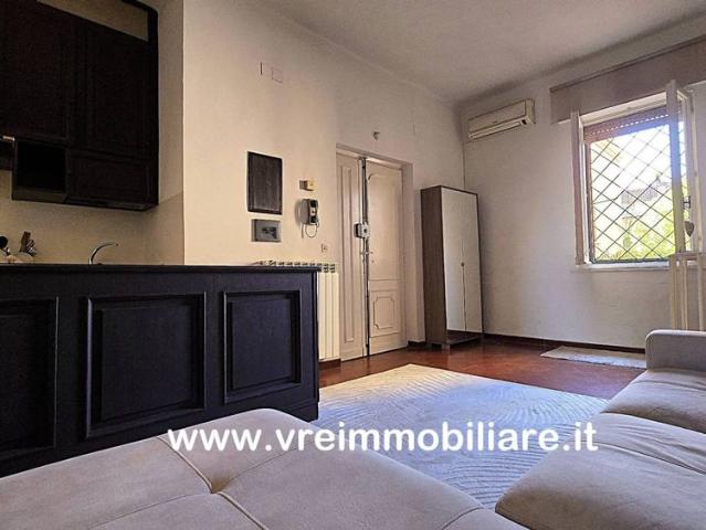 Bilocale via Felice Cavallotti 35, Monteverde Vecchio, Roma