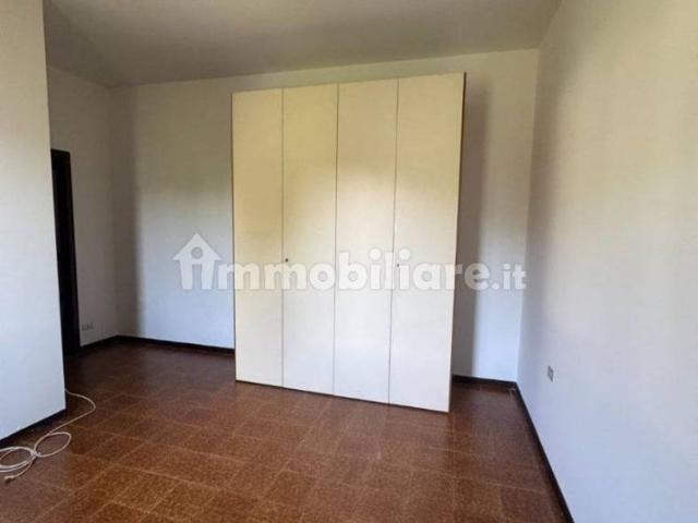 Bilocale via Filippo Corridoni, Centro, Gavirate