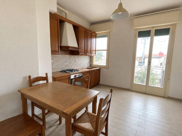 Bilocale via Francesco Petrarca 27, Colli San Mamolo, Bologna
