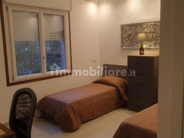 Bilocale via Igino Giordani 86, Casal Bruciato, Roma