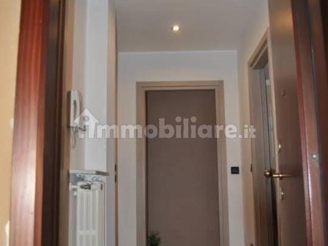 Bilocale via Leonardo da Vinci 23, Centro, Bollate
