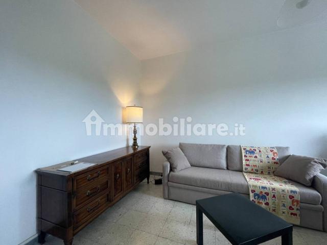 Bilocale via Lidia 68, Appio Latino, Roma