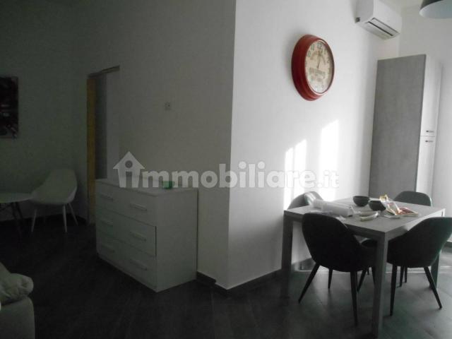 Bilocale via M. T. Varrone, Centro, Cassino
