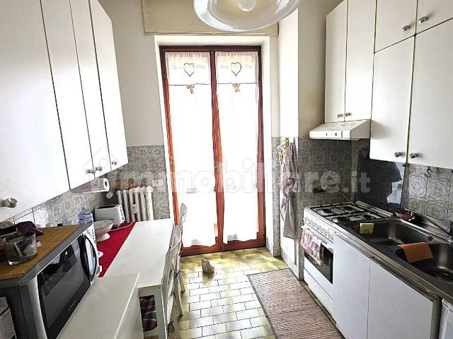 Bilocale via Molinetto di Lorenteggio, Giambellino, Milano