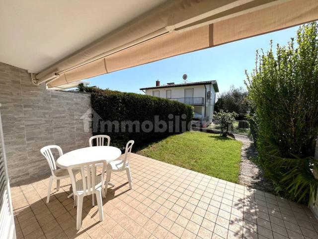 Bilocale via Montavoletta 29, Centro, Bardolino