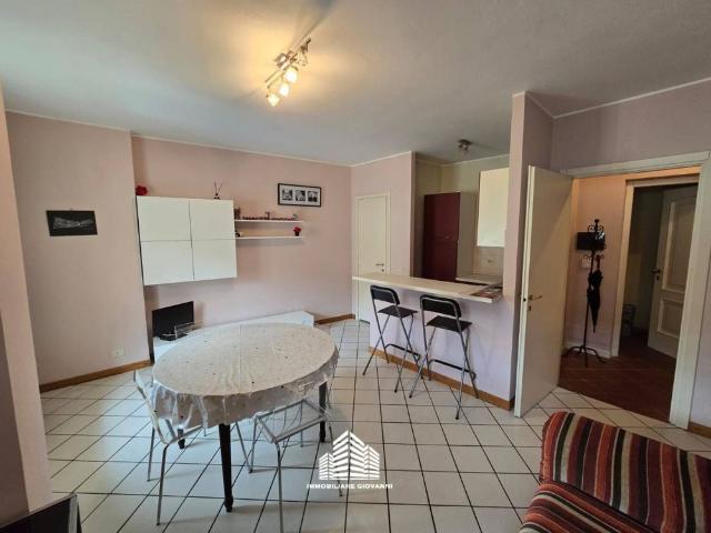 Bilocale via Monte di Pietà 21, Centro, Bra