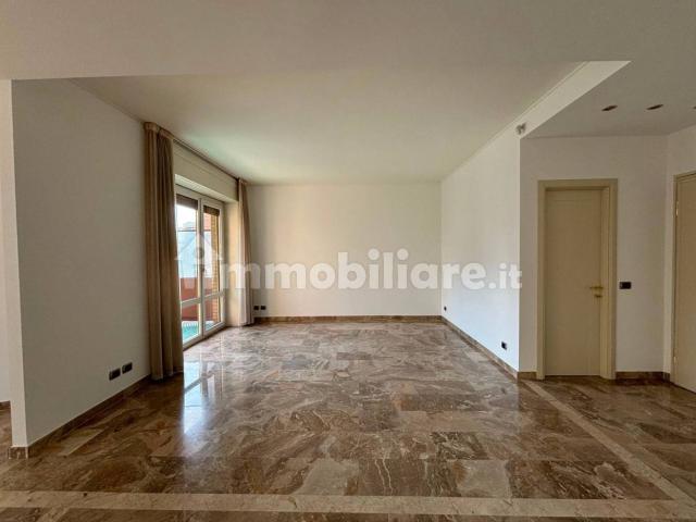 Bilocale via Monte Rosa 3, Amendola Buonarroti, Milano
