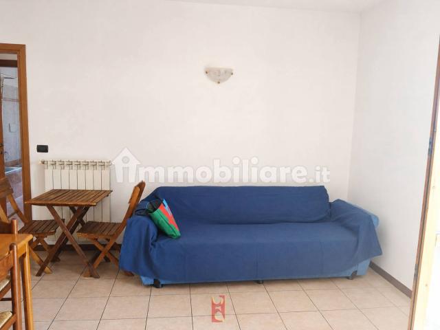 Bilocale via Montecchio, Cardano al Campo