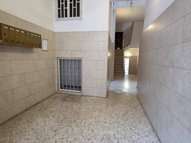 Bilocale via Montello 25, Carrassi, Bari