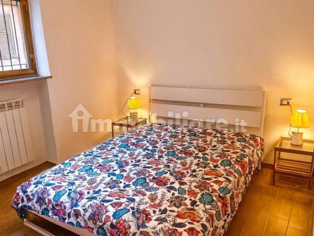 Bilocale via Mazzini Giuseppe 12, Centro, Binago
