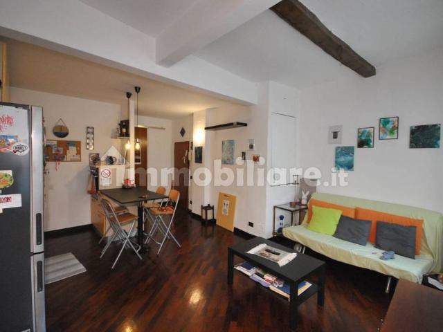 Bilocale via Macelli di Soziglia 10, Maddalena, Genova