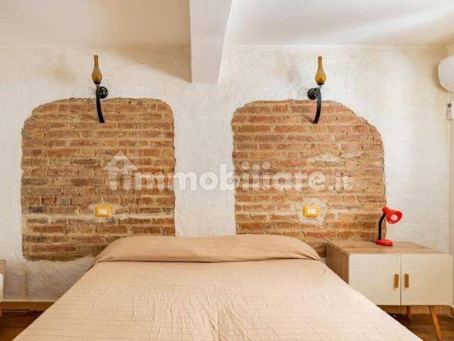 Bilocale via Malvagna 5, Centro Storico, Messina
