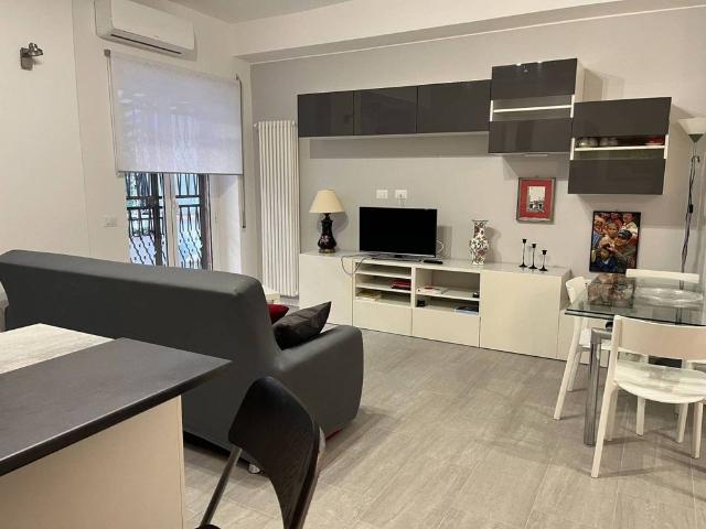 Bilocale via Marco Celio Rufo 48, Quadraro, Roma