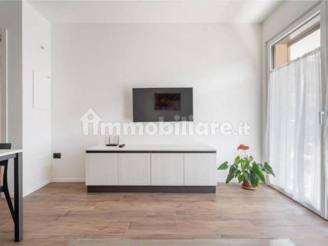 Bilocale via Martini 7a, Centro, Riva del Garda