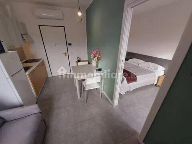 Bilocale via Mastino Della Scala, Borgo Roma, Verona