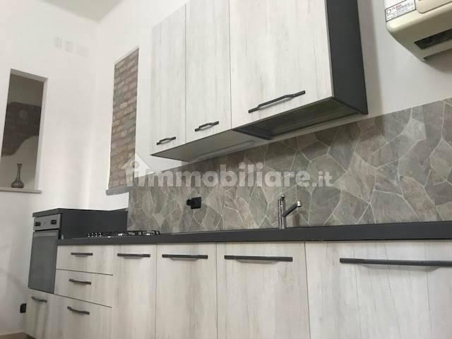 Bilocale via Nazario Sauro 45, Centro, Mantova