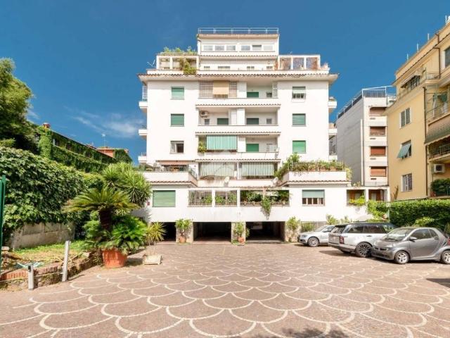 Bilocale via nera 4, Africano Villa Chigi, Roma
