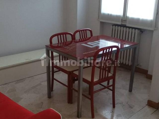 Bilocale via Solferino e San Martino 30, Centro, Mantova