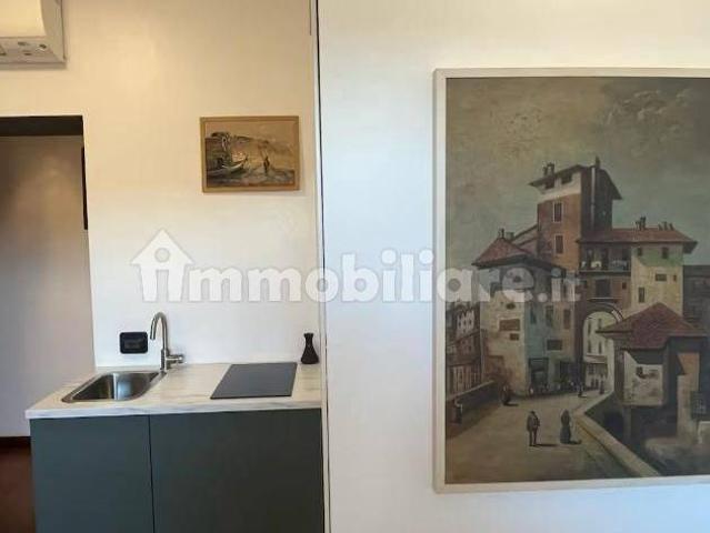 Bilocale via Solferino 56, Moscova, Milano