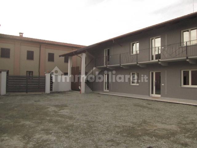 Bilocale via Saluzzo 7, Centro, Moretta