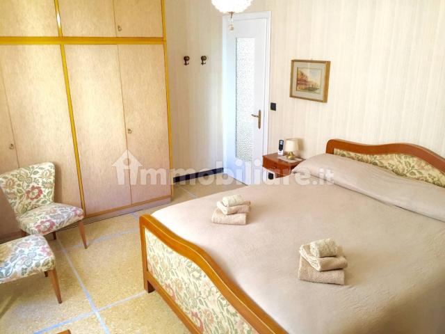 Bilocale via San Girolamo Emiliani 47, Centro Esterno Ferrovia, Rapallo