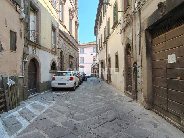 Bilocale via san simeone 15, Sacrario Piazza della Rocca, Viterbo