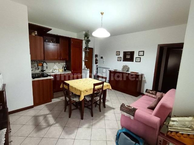 Bilocale via Sandro Pertini 842, Rieti