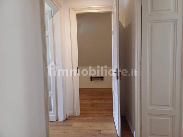 Bilocale via Santa Giulia 32, Vanchiglia, Torino