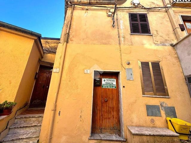 Bilocale via santa maria 5, Centro, Subiaco