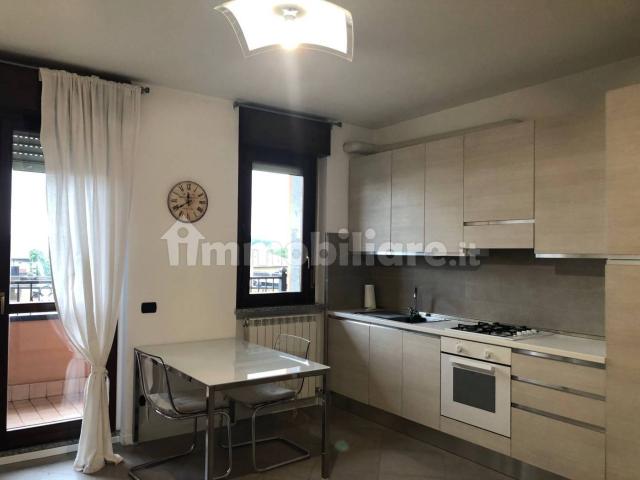 Bilocale via Santa Teresa del Bambin Gesú 133, Frati, Legnano