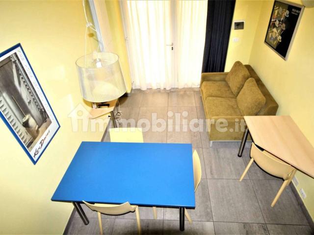 Bilocale via Santa Teresa 15, Piazza Solferino Corso Matteotti, Torino
