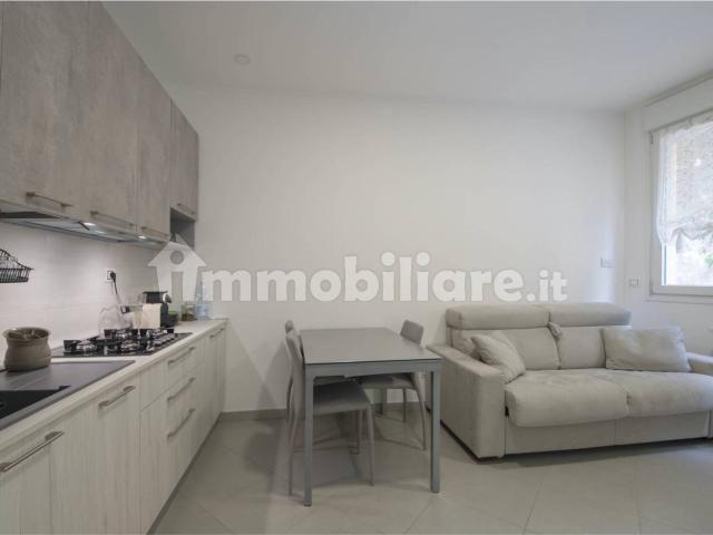 Bilocale via Sardi, Centro, Varazze