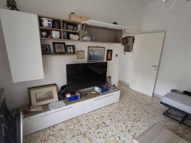Bilocale via Severino Boezio 26, Bagnoli, Napoli