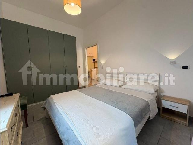 Bilocale via Portacarrese a Montecalvario 55, Quartieri Spagnoli, Napoli